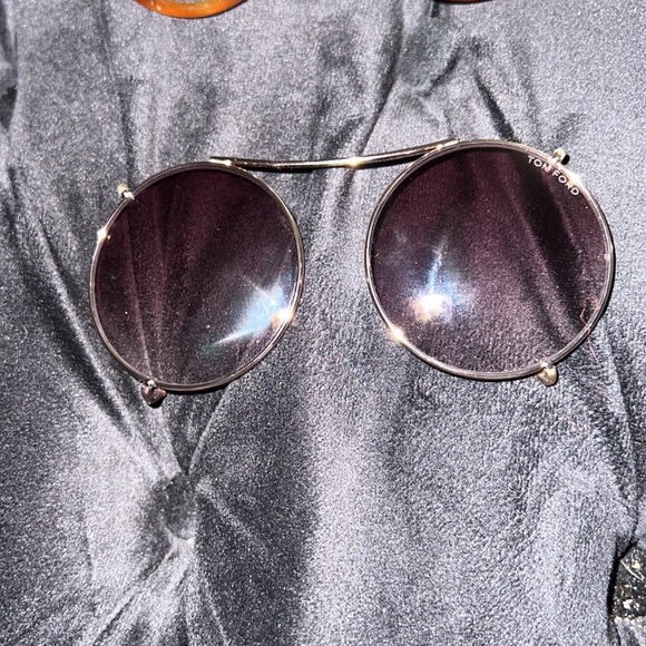 AuthenticTom Ford “Sakia” Sunglasses - Picture 9 of 15